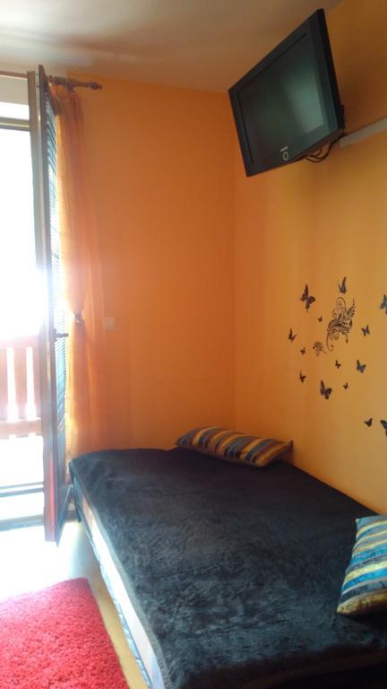 Fatrapark 1 U Sovicky Studio, Kuchynka, Kupelna,S Balkonom Gratis Parkovanie V Podzemnej Garazi รูชอมแบรอค ภายนอก รูปภาพ