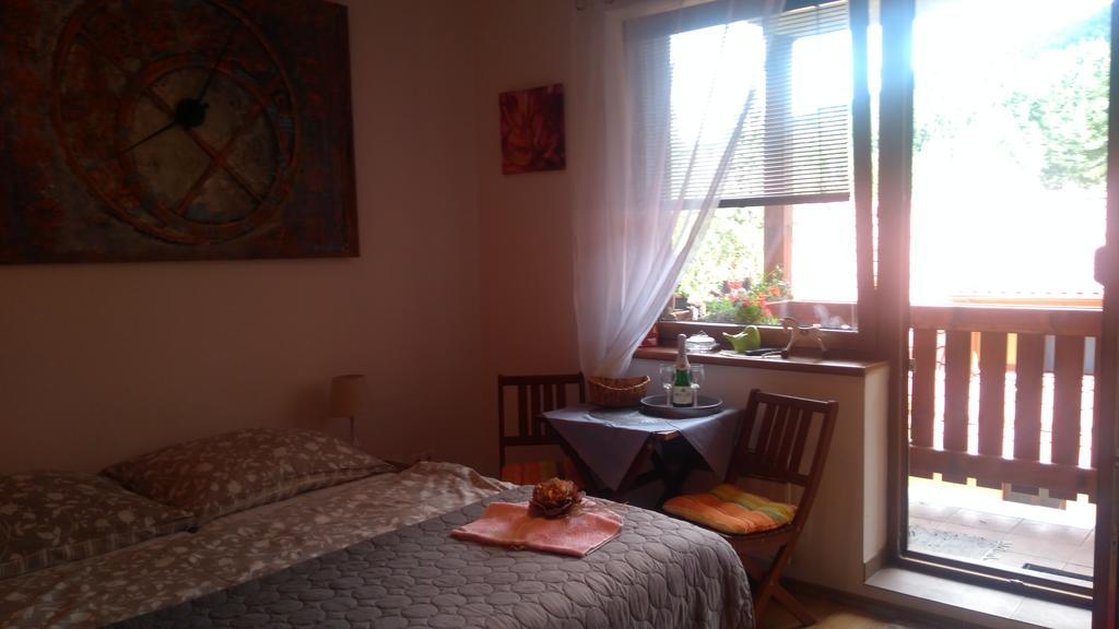 Fatrapark 1 U Sovicky Studio, Kuchynka, Kupelna,S Balkonom Gratis Parkovanie V Podzemnej Garazi รูชอมแบรอค ภายนอก รูปภาพ