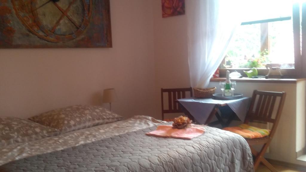 Fatrapark 1 U Sovicky Studio, Kuchynka, Kupelna,S Balkonom Gratis Parkovanie V Podzemnej Garazi รูชอมแบรอค ภายนอก รูปภาพ